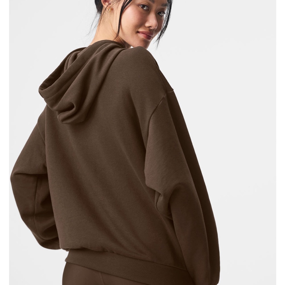 NWT alo espresso brown accolade hoodie